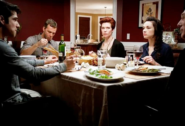 Картинка из 2 сезона сериала Оборотень / Волчонок