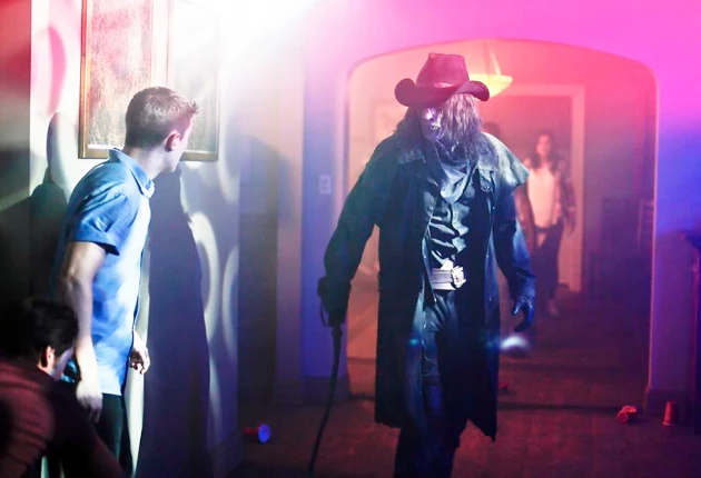 Картинка из 6 сезона сериала Оборотень / Волчонок